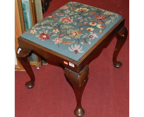 A Georgian style mahogany tapestry upholstered dressing stool 