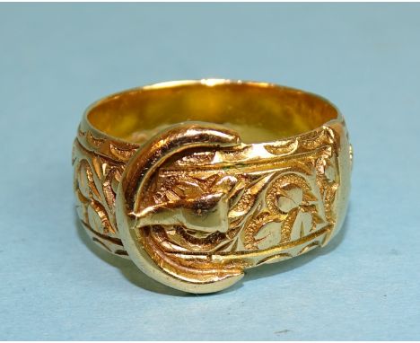 An 18ct gold buckle ring, size R½, 10g. 