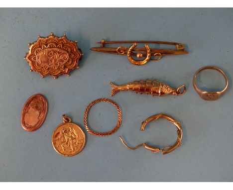 A 9ct gold fish charm, a small 9ct gold signet ring, two 9ct gold brooches and other items, (marked 9ct items gross weight 10