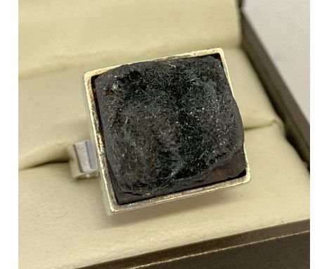 A vintage silver ring set with black druzy quartz. Hallmarked Birmingham 1971, ring size O. 