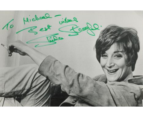 Sheila Steafel signed 6x4 black and white photo. Steafel was a British actress, who was born in Johannesburg, but lived all h