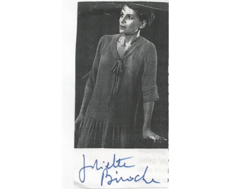 Juliette Binoche signed 7x4 black and white photocopy image. A live signature on a photocopy photograph of the Oscar Winning 
