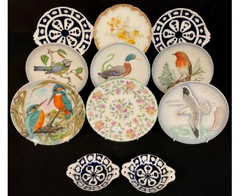 A Royal Crown Derby shaped circular cabinet plates printed and painted with daffodils, 22cm, year cypher for 1890; a set of f