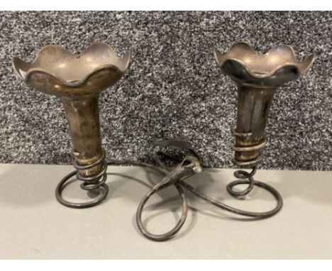 Hallmarked silver twin trumpet epergne, 534.6g