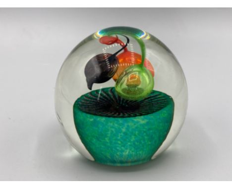 Cusino Caithness paperweight E9589