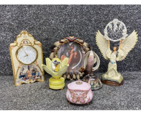 Native American dream catcher ornament and purr-fect moments mantle clock, also includes wall plate by the Bradford exchange,