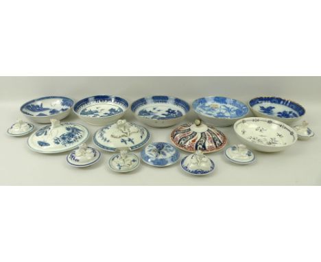 A quantity of Worcester, First Period, Caughley and other late 18th century porcelain lids and saucers. (16)