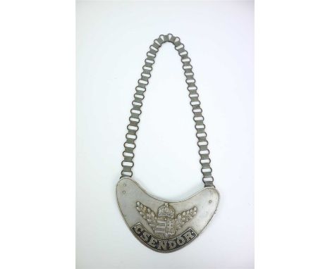 A WWII Hungarian Army Police gorget and chain, with Hungarian coat of arms and motto “Csendor”, reverse stamped “3723”, 16cm 