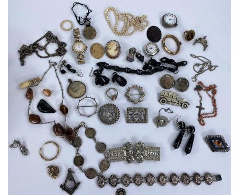 A selection of vintage and antique costume jewellery including silver name brooch 'Fanny', silver bracelet, diamante etc in c