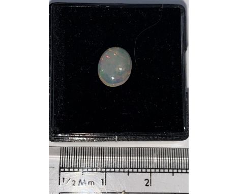 A single cabochon cut opal, 1 carat 