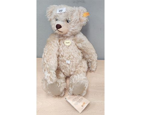 A Steiff Classic teddy bear with growl, 46cm long 