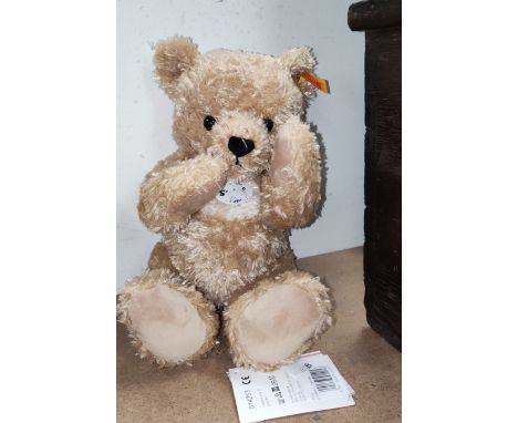 A traditional style Steiff Teddy Bear with ear label and original tags "Teddy Paddy 30" 