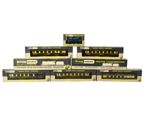 WRENN RAILWAYS; OO/HO gauge railway items to include a black W2225 LMS 2-8-0 Loco 8188 and tender, a W2227 4-6-2 City of Stok