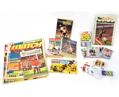 FOOTBALL INTEREST; various mixed football collectibles to include a large quantity of Topps Chewing Gum football player colle
