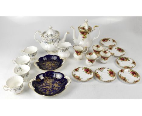 A quantity of Royal Albert 'Brigadoon' tea ware to include cups, saucers, side plates, teapot, sugar bowl, morning tea cups, 