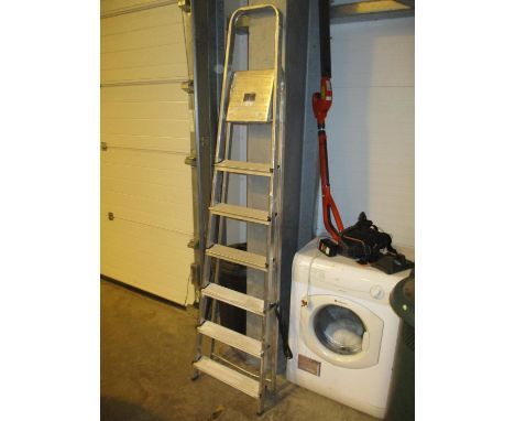 Aluminium Step Ladder
