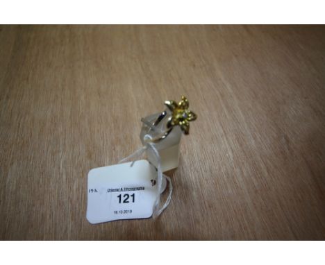 925 and plated flower ring, size R