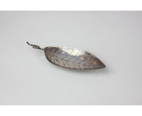 A George III silver caddy spoon in the form of a leaf, maker George Burrows, London 1796, 8.5cm