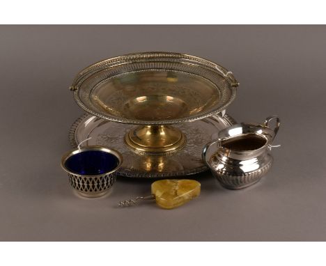 A collection of silver plated items, including sugar basin, hotel ware teapot, cased fish eaters, a pewter hipflask and tanka