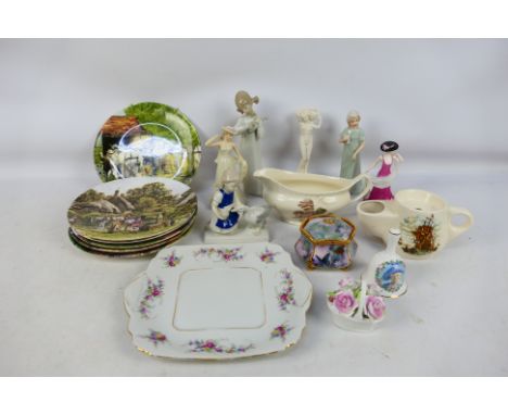 Mixed ceramics to include a Coalport, Lladro (A/F), SBL and similar. [W]

NOTE: THIS LOT IS NOT AVAILABLE FOR IN HOUSE SHIPPI