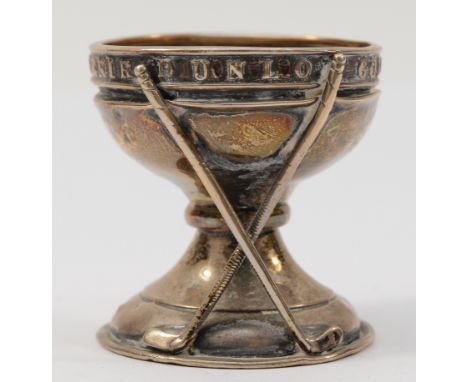 A silver Dunlop golf egg cup, Birmingham 1931, 4.5cm, 21gm.