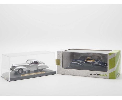 A pair of 1:43 scale hand built resin models by HYNEK KNOPP and AUTOCULT, comprising of a HYNEK KNOPP 1938 Aero 50 Coupe Karo