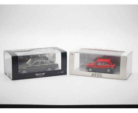 A pair of hand built 1:43 scale resin models by NEO and KESS, comprising of a KESS  '43012010' 1977 Innocenti Mini De Tomaso 