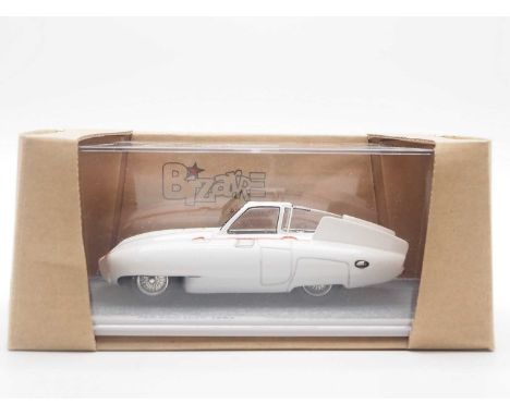 A 1:43 scale BIZARRE BZ127, Ltd edition hand built resin model of a 1953 Pegaso 102C Bisiluro record car  - VG/E in G/VG pers