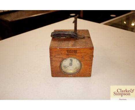 A pigeon racing clock