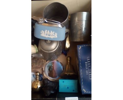 Various collectables to include a Wedgwood cigarette lighter
