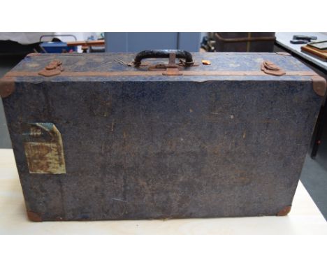 Vintage travel suitcase /trunk with original travel tag, 71 x 40 cm