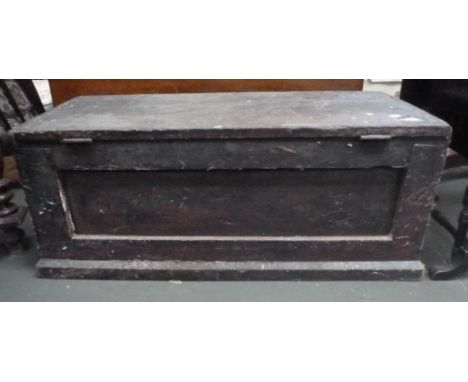A painted wooden trunk, red/black colour 40 x 97 x 39cm