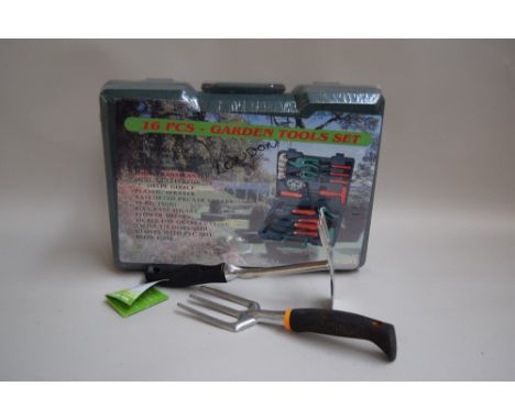 A 16 piece garden tool set (unopened) together with a Florabest double hoe and fork