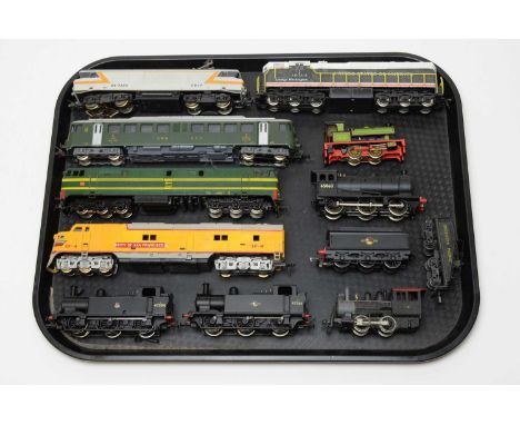 Ten 00/HO-gauge unboxed trains and locomotives, various makers, including: Tyco, Bachmann and LIMA, etc, American and Europea