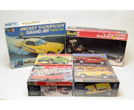 Boxed Revell scale model vehicles, predominantly racing cars, comprising: 7472 Don Garlits '74 AA/FD Dragster, H-1485 Nicky T