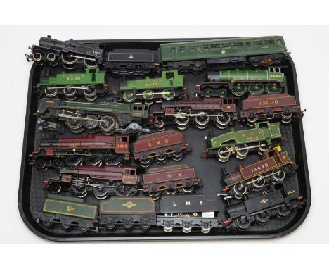 Eleven Hornby, LIMA and Bachmann 00-gauge unboxed railway locomotives with tenders and carriage, British Outline, including: 