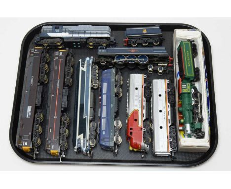 Eight 00/HO-gauge unboxed trains, American and European Outlines, including: LIMA 47798 Prince William, and 47799 Prince Henr