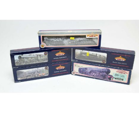 Five boxed Bachmann 00-gauge Branchline model railway trains, comprising: 31-552 V2 60964 Durham Light Infantry, BR green, 31