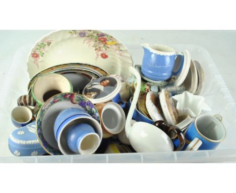 A mixed group of ceramics including small Moorcroft white ground vase, Wedgwood, Royal Doulton stoneware ewer (af), Royal Wor