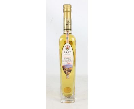 A single bottle of Spey 1975 30 Years Old single malt Scotch whisky 'From Alec Harvey's Private Collection', bottle no. 72-00