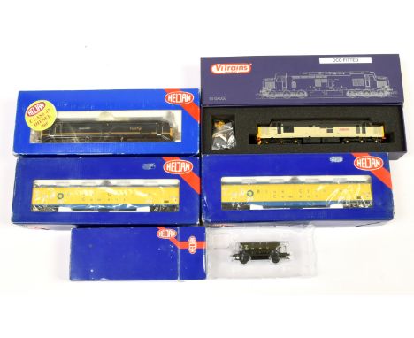 Heljan/Vitrains 00 Gauge Diesel Locomotives and Rolling stock consisting of 4670 class 47 First Great Western 'Abertawe Lando