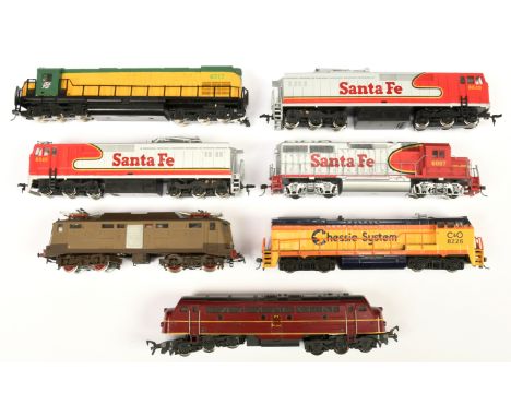 Bachmann, Fleischmann &amp; others mixed Continental Loco's. To include Bachmann Diesel Loco "Santa Fe" 6067; Bachmann Overhe