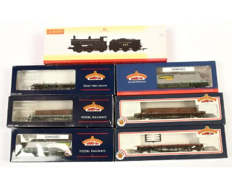 Hornby (China) / Bachmann 00 Gauge Locomotives and rolling stock consisting of R3238 0-6-0 Loco &amp; Tender Southern Black C