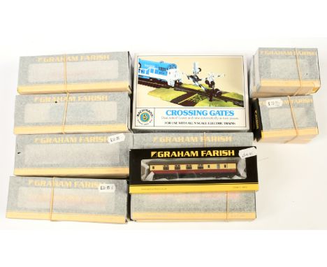 Graham Farish by Bachmann N Gauge Rolling stock 374-111BR Mk1Intercity Mini Buffet cars *2, 374-135 BR Mk1 Guv GUT Satlink *2