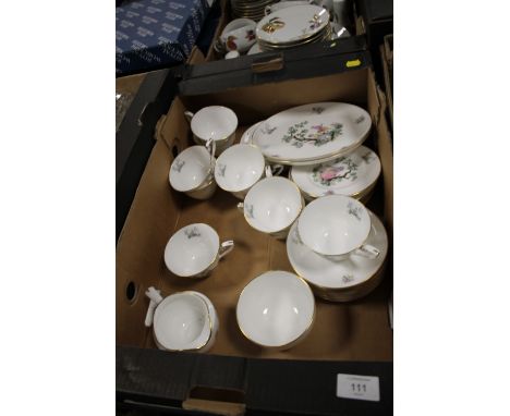 A TRAY OF ROYAL WORCESTER 'WATTEAU' CHINA 
