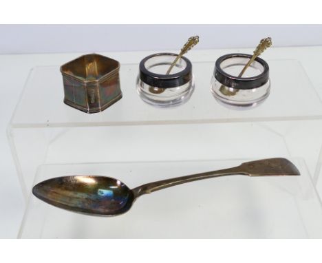 Lot to include two silver mounted salts, London assay 1916, a silver napkin ring and silver tablespoon. [W]