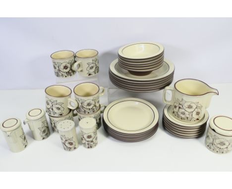 A quantity of Hornsea Pottery table wares with floral decoration, approximately 39 pieces. [W]

NOTE: IN HOUSE SHIPPING IS NO