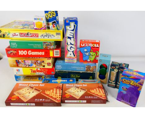 Spears - MB - Parker - Hasbro - Others - A large collection of games and Jigsaw puzzles. Includes #0562 Disney Theatre Jigsaw