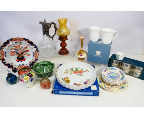 Mixed ceramics to include Maling, Royal Worcester and other. [W]