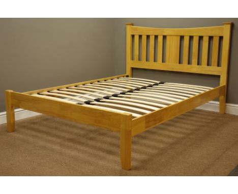 Light wood double 4' 6'' bedstead   Condition Report   Click here for further images, condition, auction times & delivery cos